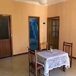 Boulevard Apartments Peshkopi 게스트하우스